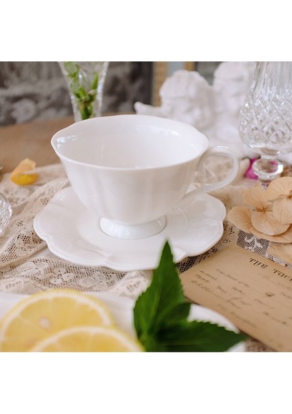 Fransız Retro Yaratıcı Rölyef Seramik Kahve Fincanı Set Beyaz Öğleden Sonra Çay Bardağı Ve Tabağı Seti Porselen Xicaras Ev Eşyaları Bd50 | Kupa Ve Tabaklar (Yurt Dışından) modelleri