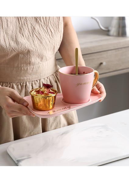 Avrupa Tarzı Seramik Kahve Fincanı Suni Kaşık Seti 260 Ml Lüks Seramik Kupa Üst Sınıf Porselen Çay Bardağı Kahvaltı Süt Kupalar | Kahve Kupası Ve Tabak Setleri (Yurt Dışından)