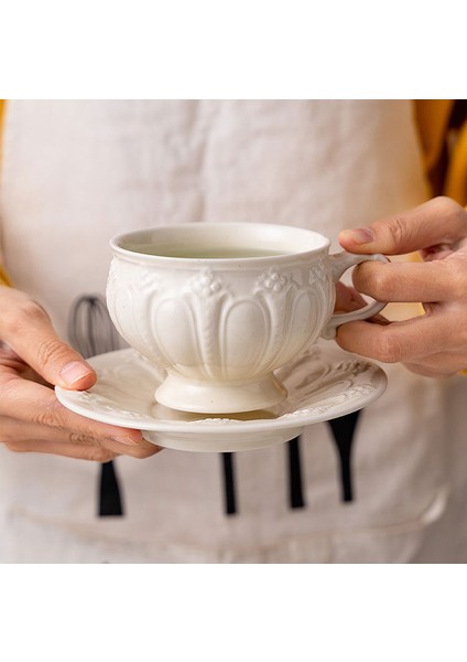 Vintage Lüks Kupası Avrupa Tarzı Öğleden Sonra Çay Çevre Dostu Sevimli Arapça Kahve Fincanı Seramik Seyahat Tazas De Cafe Drinkware 50 | Teacup Tabak Setleri (Yurt Dışından) modelleri