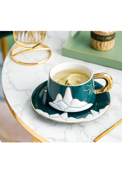 Lüks Yaratıcı Kahve Fincanı Set Avrupa Seramik Öğleden Sonra Çay Bardağı Seti Kişilik Altın Rim Taza Ceramica Espresso Cups Eb5Bd | Kupa Ve Tabaklar (Yurt Dışından)