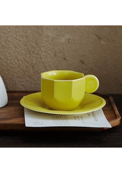 Nordic Tasarım Çiçek Kahve Fincanı Set Öğleden Sonra Çay Seramik Kahve Fincanı Set Sevimli Modern Küçük Tazas De Cafe Espresso Cups Eb5Bd | Kupa Ve Tabaklar (Yurt Dışından)