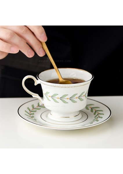 Vintage Seramik Kahve Fincanı Ve Tabağı Porselen El Boyalı Altın Ingilizce Öğleden Sonra Çay Bardağı Ve Sacer Tazza Colazione Drinkware | Kahve Kupası Ve Tabak Setleri (Yurt Dışından)