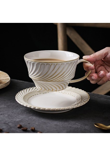 Basit Lüks Seramik Kahve Fincanı Ve Tabağı Süt Kahve Fincanı Ingilizce Çiçek Çay Bardağı Ev Cafe Kahve Fincanı Seti Tasse Drinkware | Kahve Kupası Ve Tabak Setleri (Yurt Dışından)