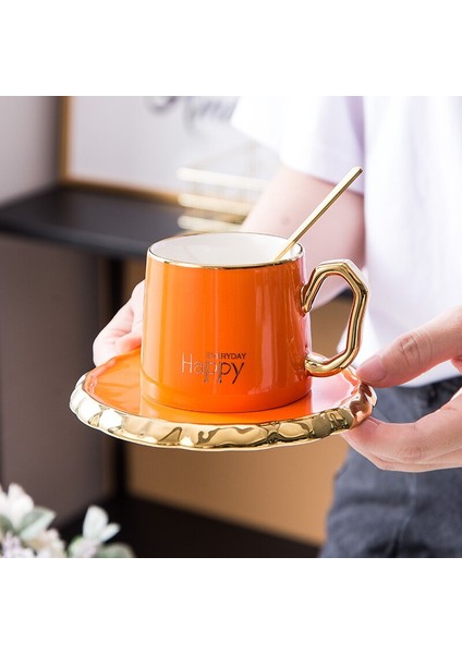 Lüks Kahve Fincanı Ve Tabağı Altın Kolu Ve Kahve Kaşığı İle Set Seramik Kupa Öğleden Sonra Çay Bardağı Hediye 180Ml | Kahve Fincanı Ve Tabak Setleri (Yurt Dışından)