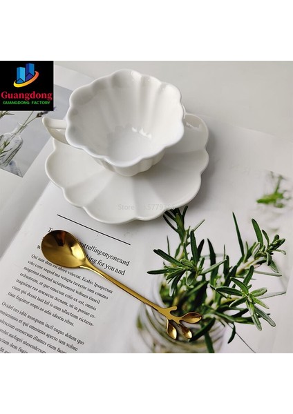 100 Ml Avrupa Lüks Seramik Petal Ofis Kahve Fincanı Ve Tabağı Seti Süt Çay Kupalar Doğum Günü Çiftler Hediyeler Arkadaşlar Fincan Hediye | Kupalar (Yurt Dışından)