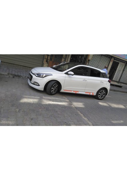 Hyundai I20 Yan Marşpiyel (Plastik)