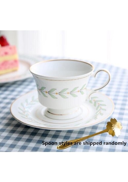 Avrupa Tarzında Vintage, Çay Kupası Ve Öğleden Sonra Dairesinde Kahve Kupası Ve Daireler |Tabak (Yurt Dışından) fırsatları