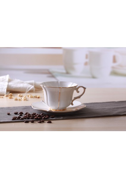Avrupa Seramik Kahve Fincanı Fincan Seti Lüks Seramik Kupa Üst Sınıf Porselen Çay Kupası Cafe Parti Drinkware Cafe Espresso Kupası | Kupalar (Yurt Dışından)