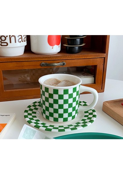 Moda Gridiron Desenli Kahve Fincanı Tabağı İle Yeşil Kahverengi Porselen Çay Bardağı Seti Nordic Mutfak Drinkware Benzersiz Doğum Günü Hediyeleri | Kupa Ve Tabaklar (Yurt Dışından)