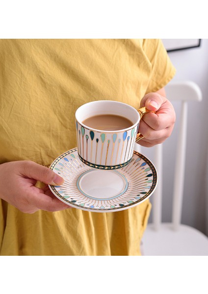 Lüks Avrupa Kahve Fincanı Porselen Kemik Çini Öğleden Sonra Çay Seyahat Kahve Fincanı Set Çevre Dostu Tazas Ev Ürünleri 50 | Teacup Tabak Setleri (Yurt Dışından) fiyatları