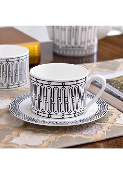 Kemik Çini Kupası Ve Daire Yüksek Kaliteli Porselen Kahve Çay Bardağı Set Modern Ev Dekor Mutfak Ofis Drinkware Hediye Arkadaşlar Için | Kupa Ve Tabaklar (Yurt Dışından)