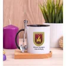 Hediye Dükkanı Kişiye Özel  Kara Kuvvetleri Ahşap Altlıklı Kaşıklı Siyah Kupa Bardak