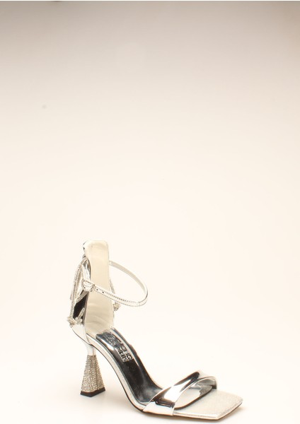 Gümüş Ayna Taşlı Kadın Topuklu fırsatları