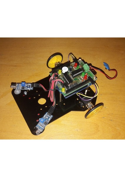 Arduino Engelden Kaçan Robot - Dd Shield