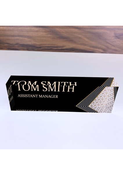 Ofis Masası Isim Plakası Kişiselleştirilmiş Isimlik Soyut Şekiller Tasarımı fiyatları