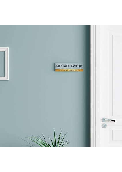 Kapılar Için Akrilik Cam Üzerine Altın Çizgili Kapı Isim Plakası Ofis Dekoru fiyatları