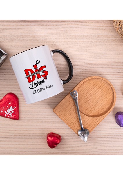 Kişiye Özel Diş Hekimi Ahşap Altlıklı Kaşıklı Siyah Kupa Bardak fiyatları