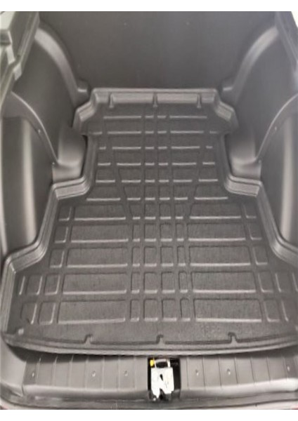 Fiat Fiorino Emotion Halı Zemin 2018 Model 3D Bagaj Havuzu