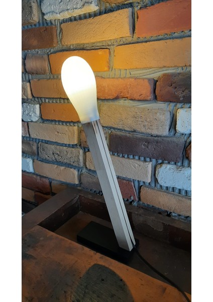 Dev Kibrit Masa Lambası