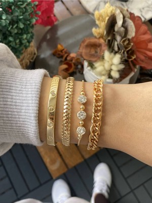 Jenny Daphne Kadın Gerçek 4 Lü  Bileklik Seti  Faturalı Renk Atmaz Garantili Hediye Paketli