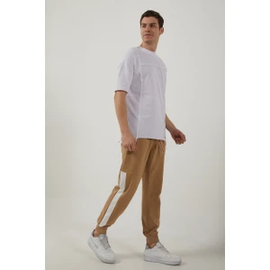 Erkek Erkek Dikiş Detaylı Yanı Şeritli Cepli Jogger Eşofman Altı