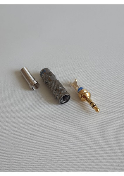 3.5mm Stereo Jack - 3 Pin Stereo Erkek Konnektör