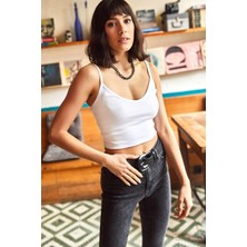Kasheha Kadın Beyaz Askılı Likralı Örme Kaşkorse Crop Bluz - KSH00107