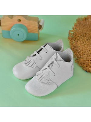 Mukano Deri Anatomik Taban Ilk Adım Ayakkabısı Püsküllü Bağcıklı Beyaz – MKN.0156