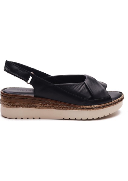 BUL-221540 Deri Siyah Kadın Sandalet