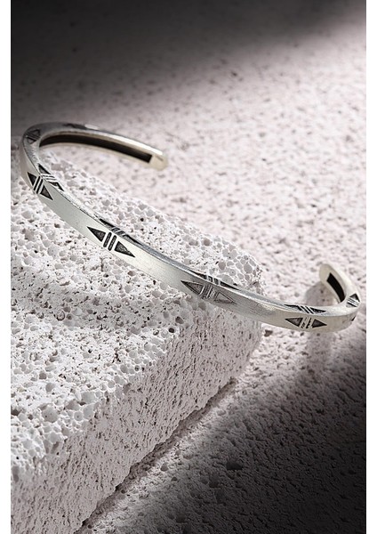 Erkek Handmade Desenli Kelepçe Bileklik FRJ11095-1195-A