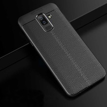 Fibaks Samsung Galaxy J8 Kılıf Rugan Armor Deri Görünümlü Parmak İzi Yapmaz Dayanıklı Niss Silikon Kapak