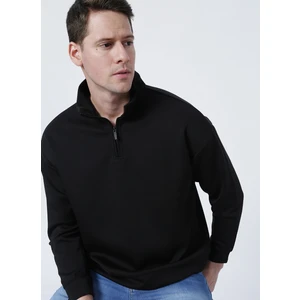 Dik Yaka Basic Düz Siyah ErkekSweatshirt - E-HW-21E15