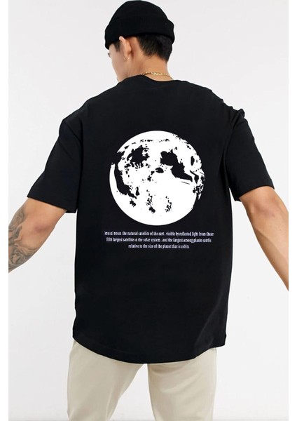 The Moon Sırt Baskılı Tshirt fırsatları