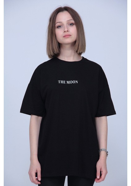 The Moon Sırt Baskılı Tshirt fiyatları