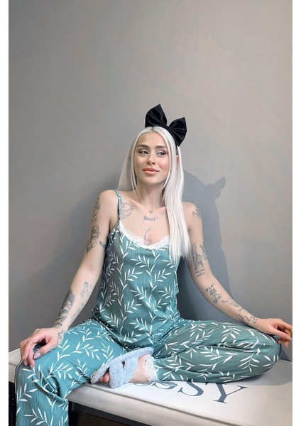 Yeşil Zeytin Dalı Dantelli Ip Askılı Örme Kadın Pijama Takımı fiyatları