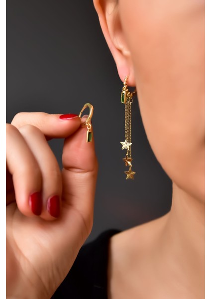 925 Ayar Gümüş Gold Kaplama Tekli Üçlü Zincir Yıldız ve Yeşil Baget Taşlı Halka Küpe