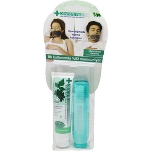 Plus White 20g Seyahat Boyu Diş Macunu ve Diş Fırçası Seti