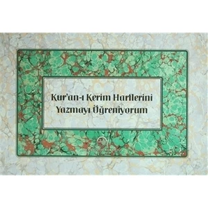 Kur'an-ı Kerim Harflerini Yazmayı Öğreniyorm
