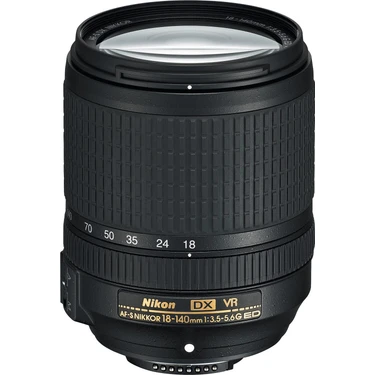 Nikon D7100＋18-300mm ズームレンズセット Amazon.co.jp: Nikon 高倍率ズームレンズ AF-S DX NIKKOR 18-300mm f