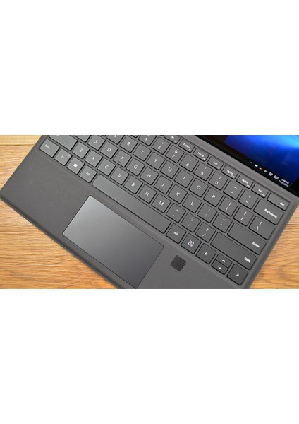 Surface Pro 4 Type Cover Siyah Klavye