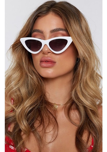 Retro Üçgen Cat-Eye Siyah Camlı Bayan Güneş Gözlüğü Beyaz