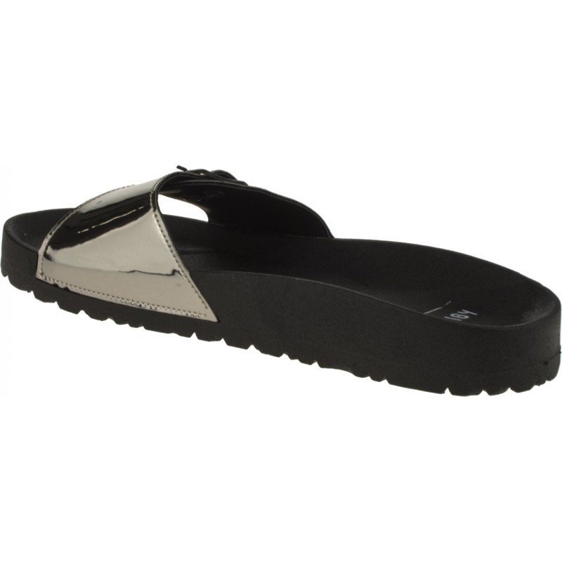 Twigy Kadın Ev Terlikleri ve Modelleri