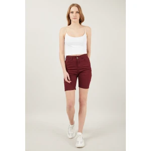 Kadın Cepli Slim Fit Şort