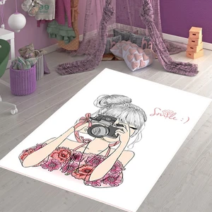 Bona Fortuna Fotoğrafçı Kız Desenli Çiçekli Dijital Baskı Yıkanabilir Kaymaz Taban Genç Kız Çocuk Odası Halısı