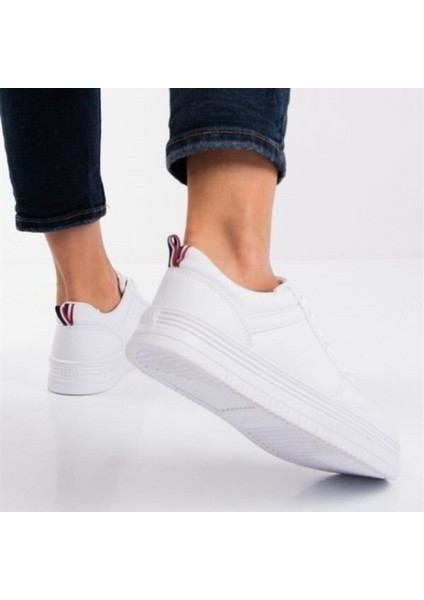 Kadın Günlük Beyaz Deri Spor Ayakkabı modelleri