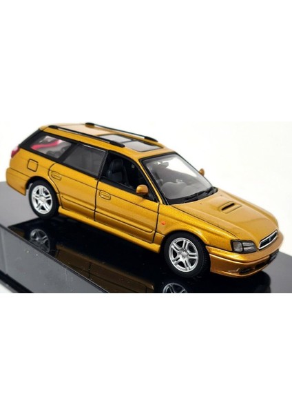 Subaru Legacy 1:43 Model Araba