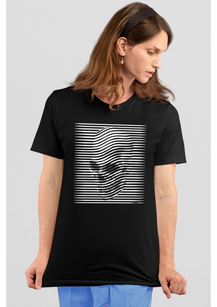 Şerit Kafa Siyah Kısa Kollu Kadın T-Shirt