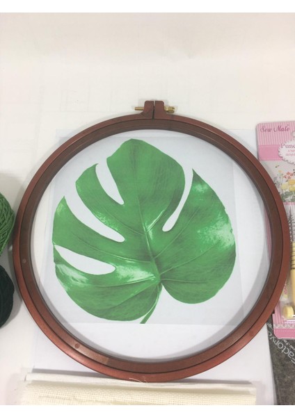 Bade Monstera Punch Nakış Seti