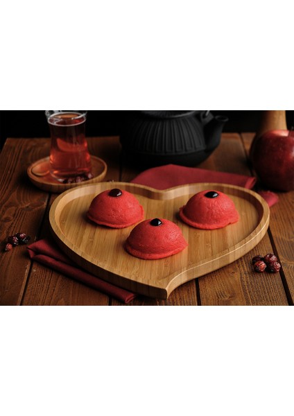 9111 27CM Corazon Bambu Kalp Tepsi