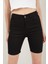 Kadın Cepli Slim Fit Şort 3